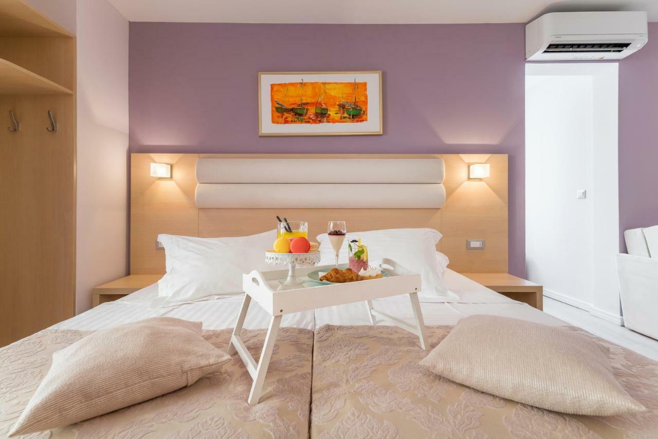 Hotel Maritimo マカルスカ エクステリア 写真