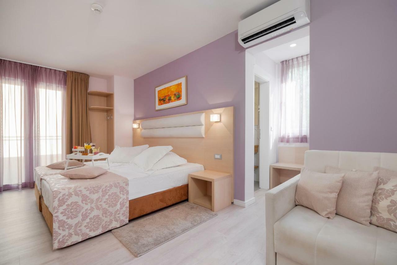 Hotel Maritimo マカルスカ エクステリア 写真
