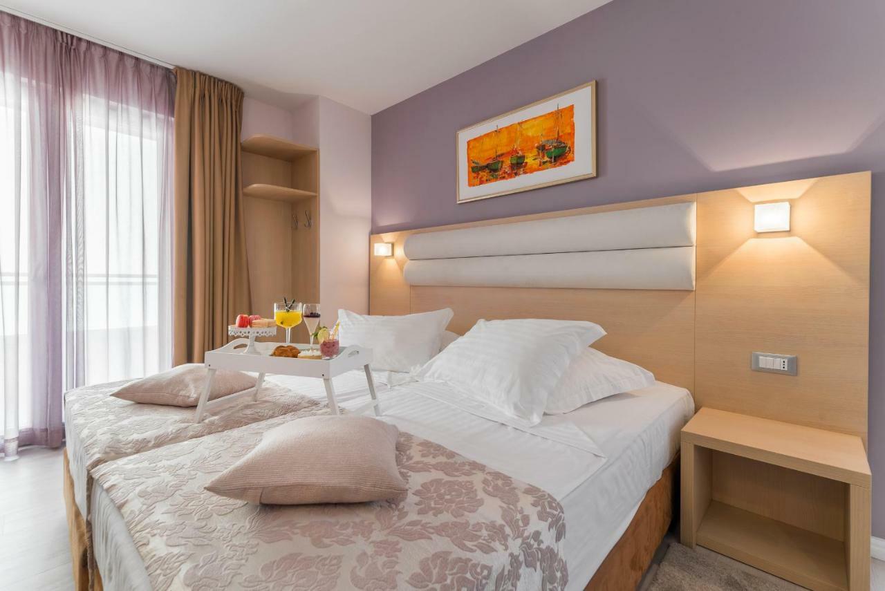 Hotel Maritimo マカルスカ エクステリア 写真