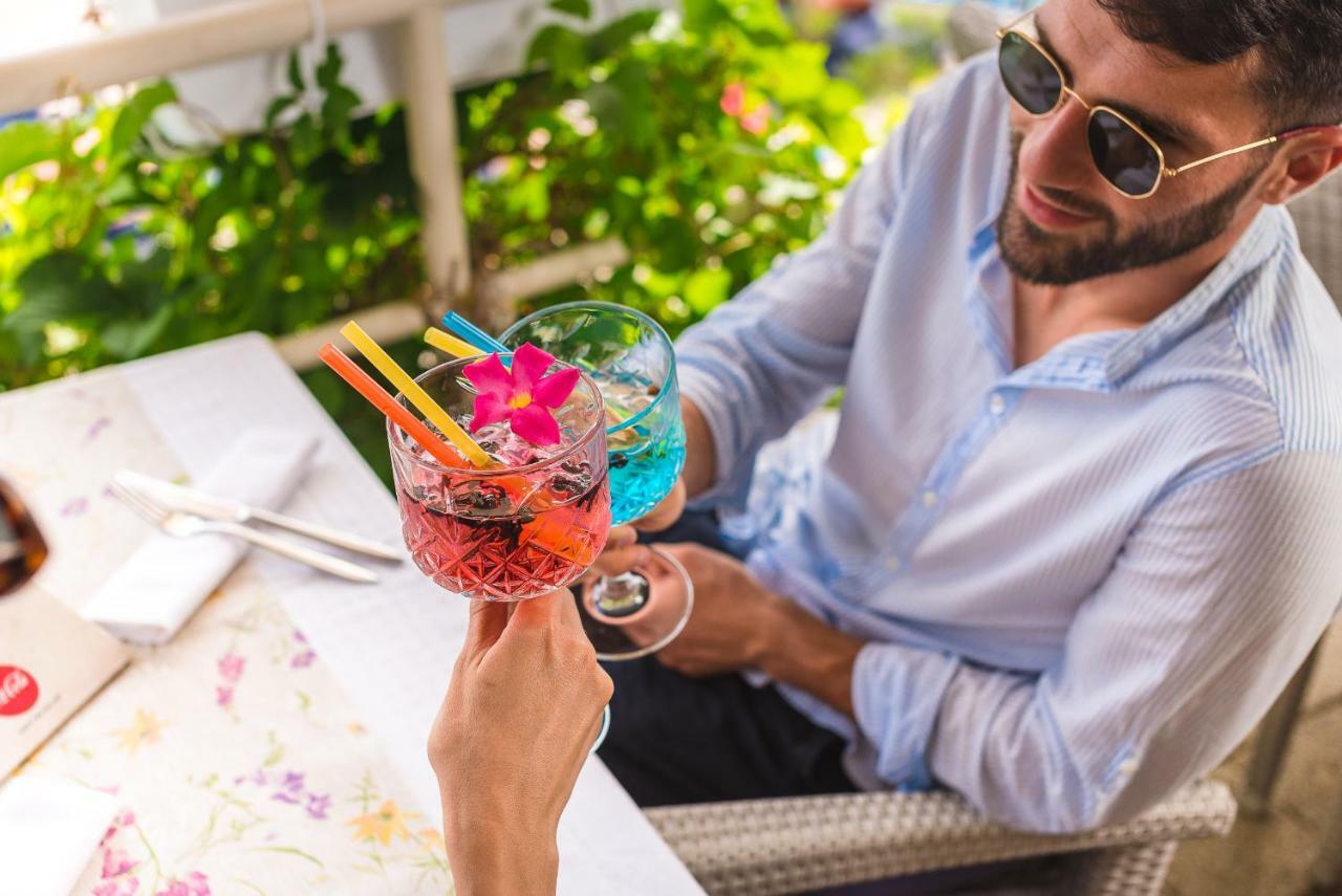 Hotel Maritimo マカルスカ エクステリア 写真